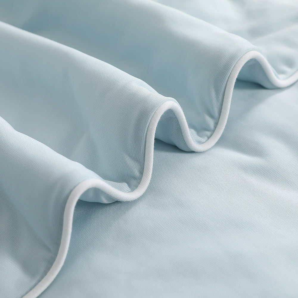 Bedding Cooling Quilt Summer Blanket Blue Queen