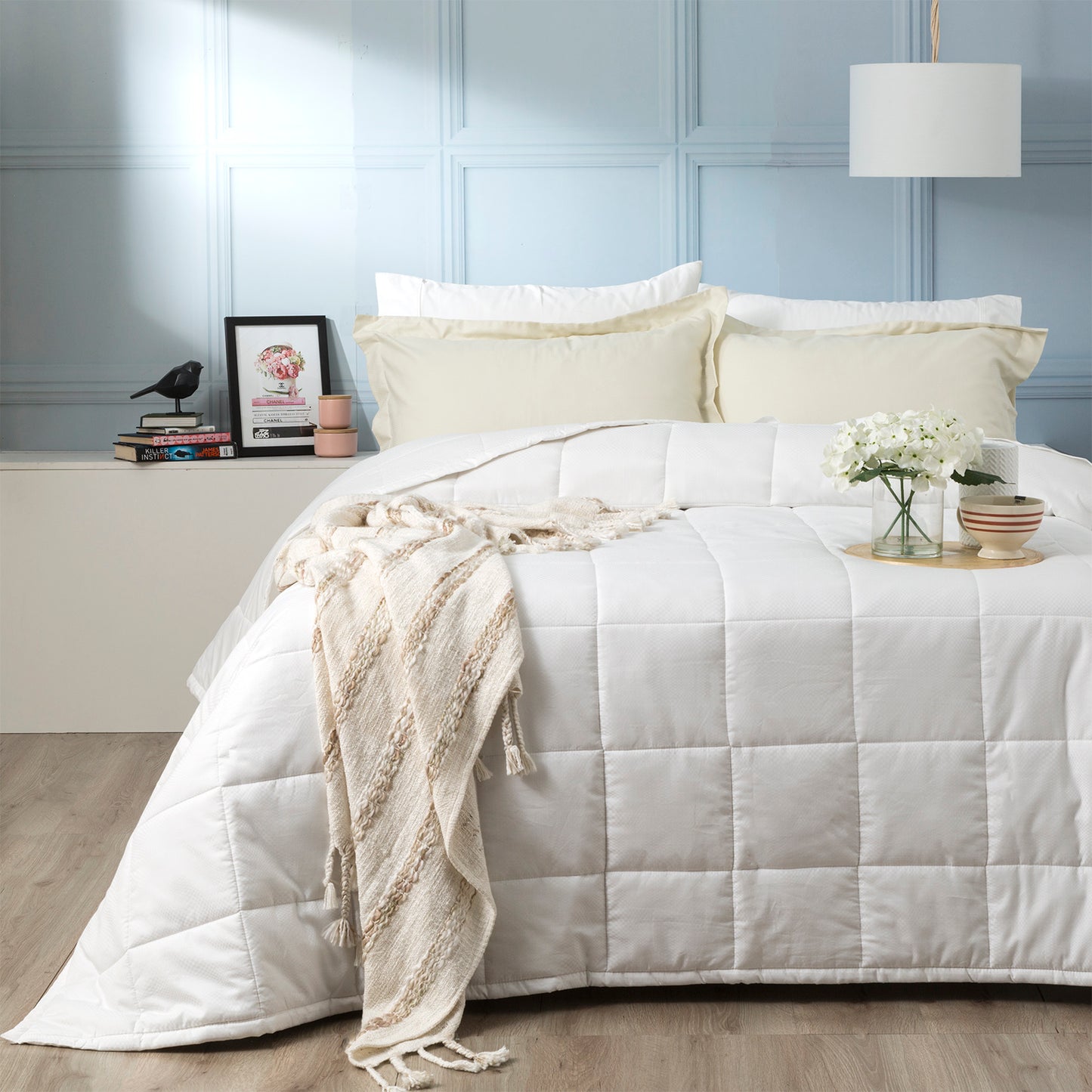 Checks 500 TC Cotton Jacquard White Comforter Set by Ddecor Home King