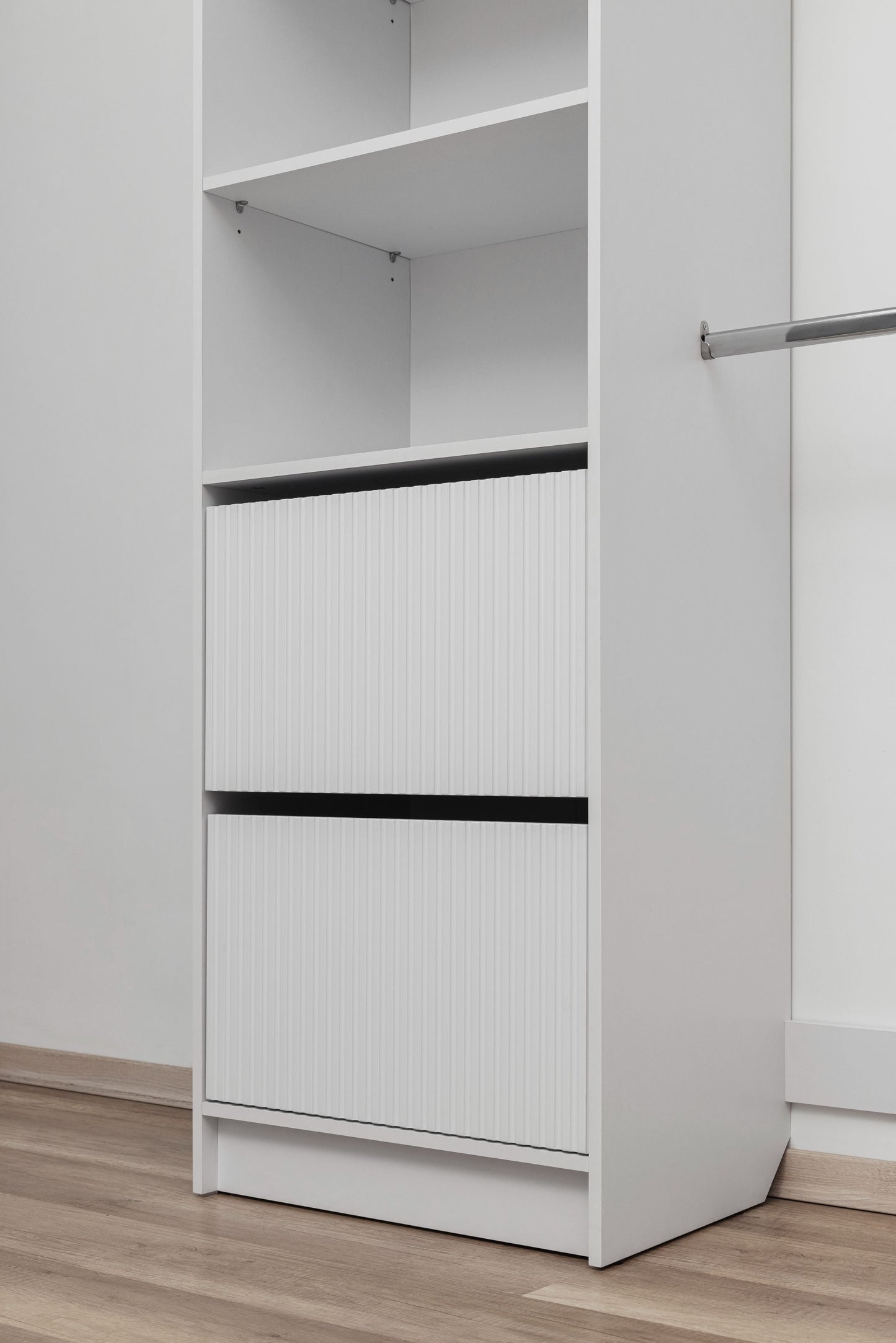 BASEL 2M WALK IN WARDROBE KIT - FLUTED