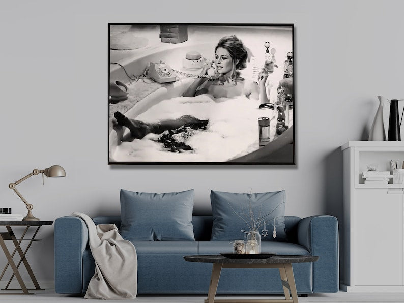 Wall Art Brigitte Bardot in the Bath Poster 60x90CM Black Frame Canvas