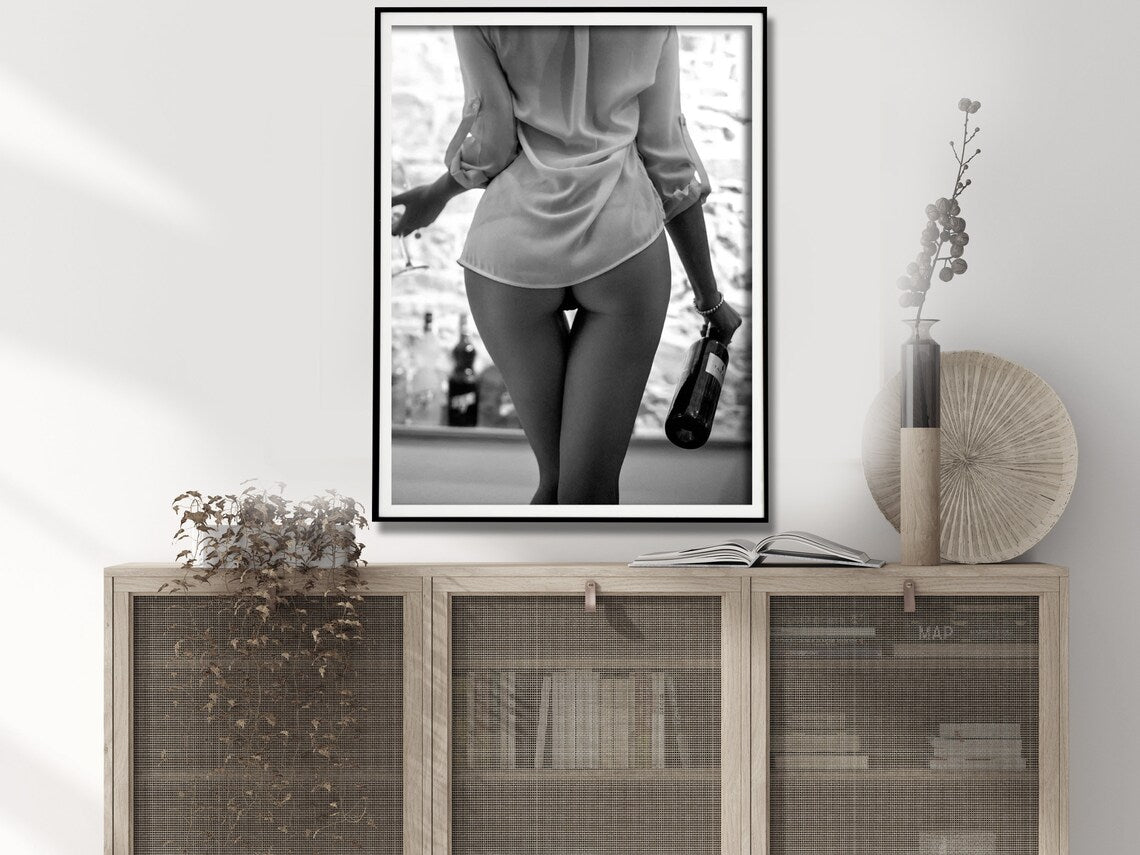 Wall Art Woman Drinking Wine 70x100cm, Black and White, Black Frame Canvas