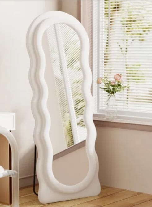 Cloud Wavy Velvet Free Standing / Wall Mirror