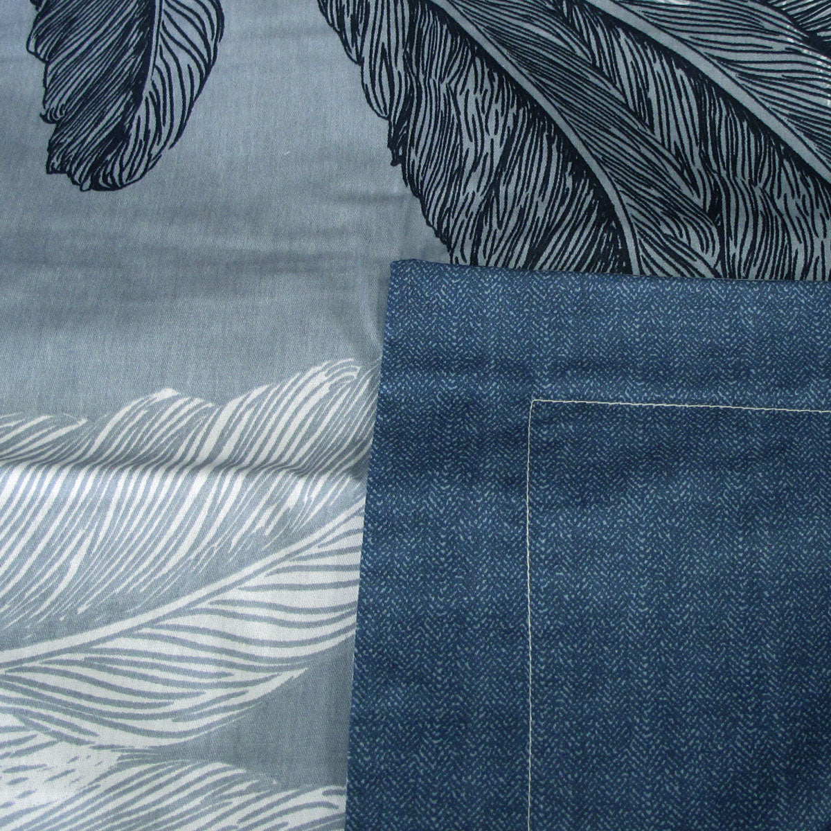 Quilt Cover Set 300TC Palm Leaf Blue Reversible Cotton - Queen