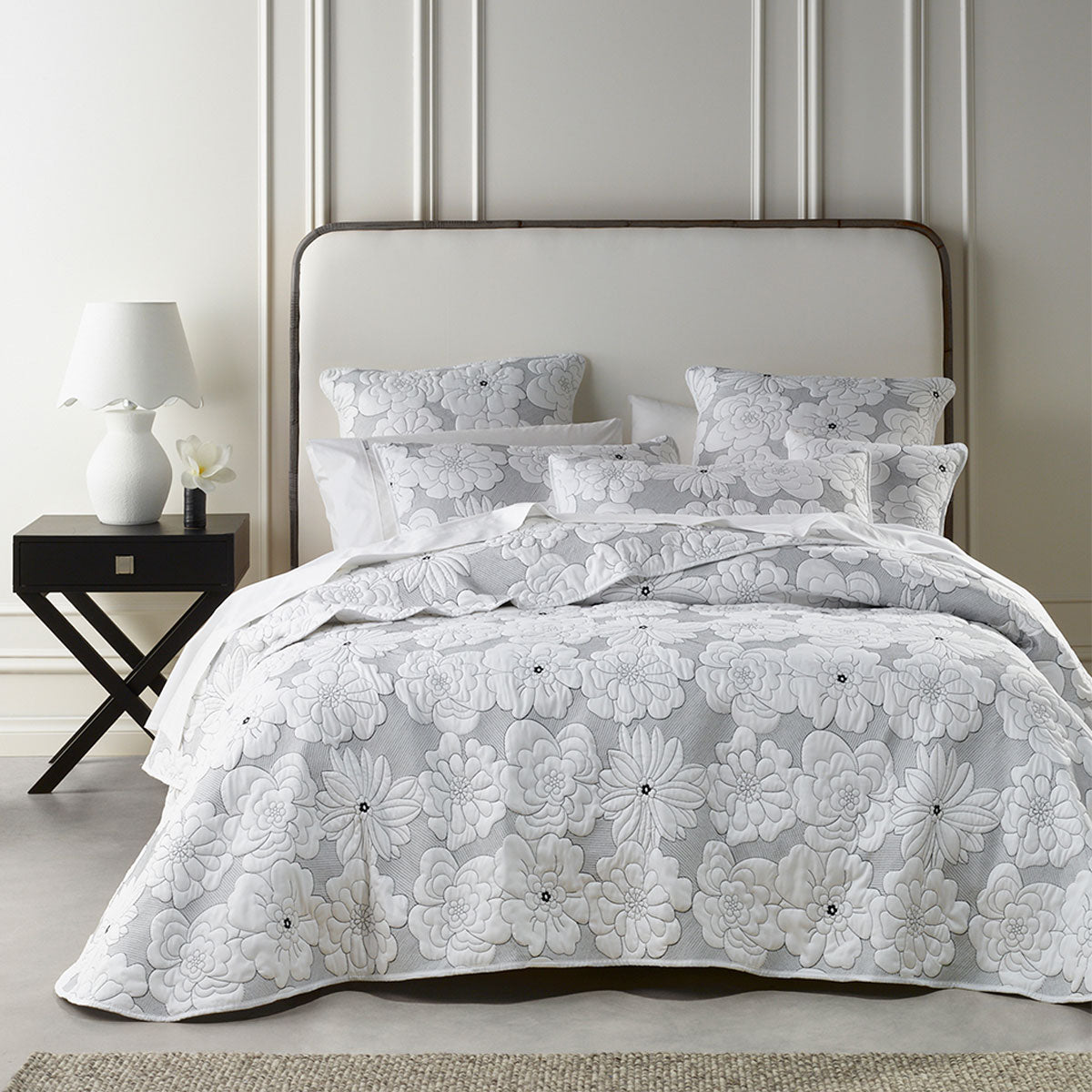 Bianca Leona White 4 Pcs Bedspread Set Queen