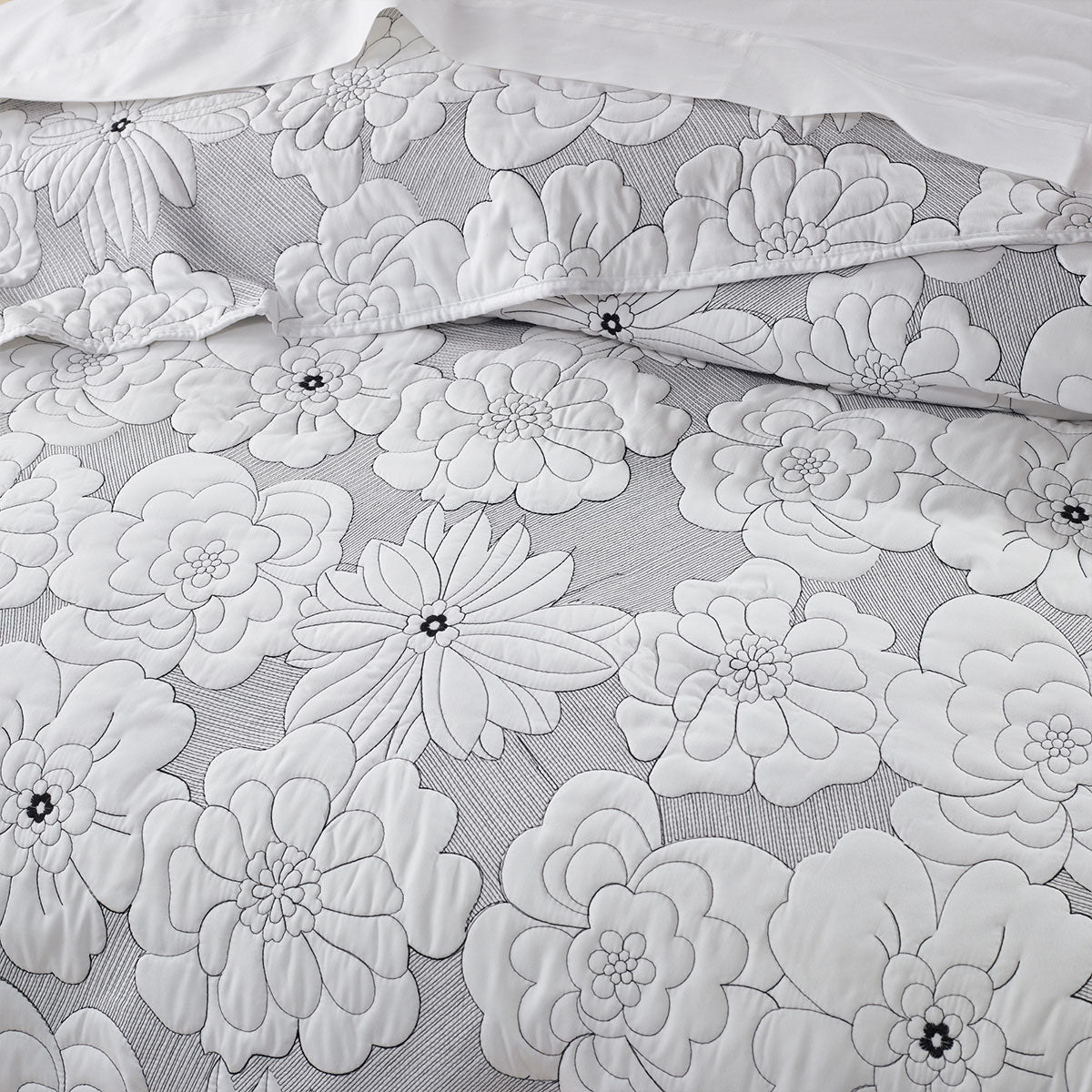 Leona White 4 Pcs Bedspread Set Queen