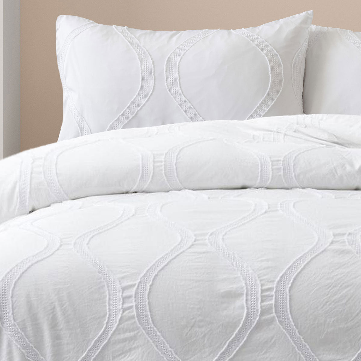 Ardor Lucy White Tufted Detail Quilt Cover Set Queen