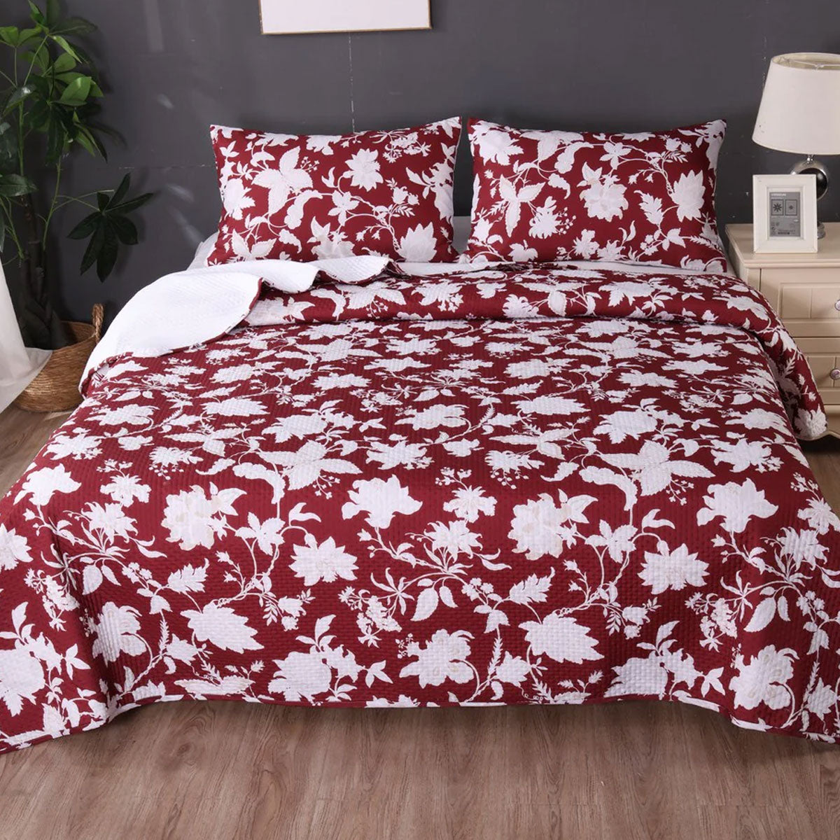 Ramesses Spring Red 3 Pcs Bamboo Blend Ultrosonic Reversible Comforter Set King