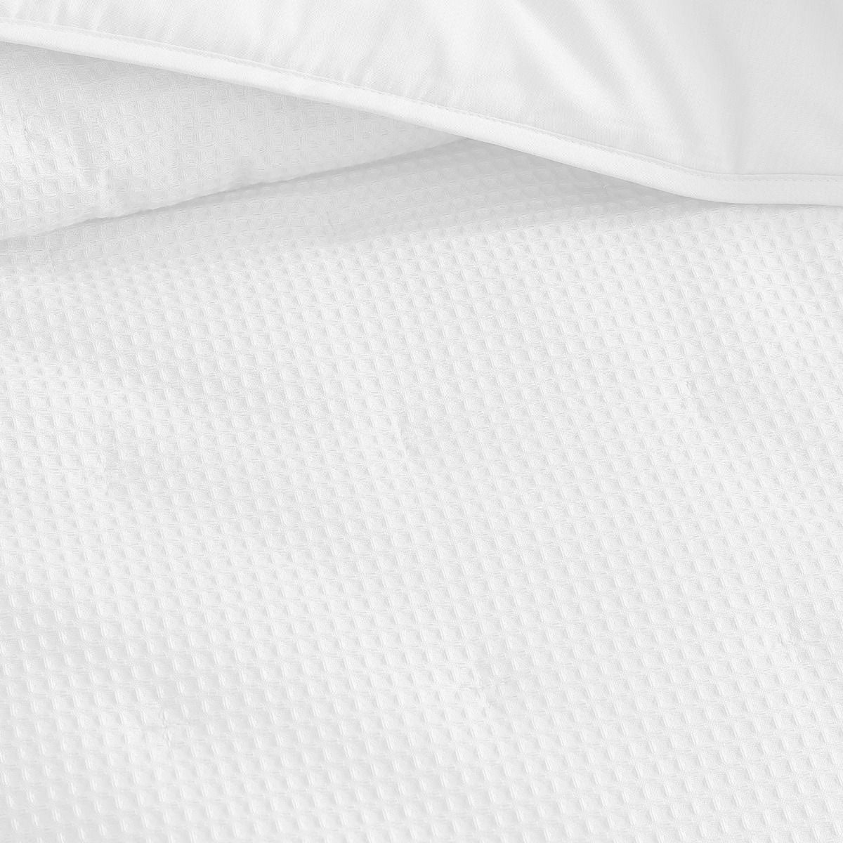 Platinum Collection Ascot White Textured Waffle Weave Coverlet Single/Double