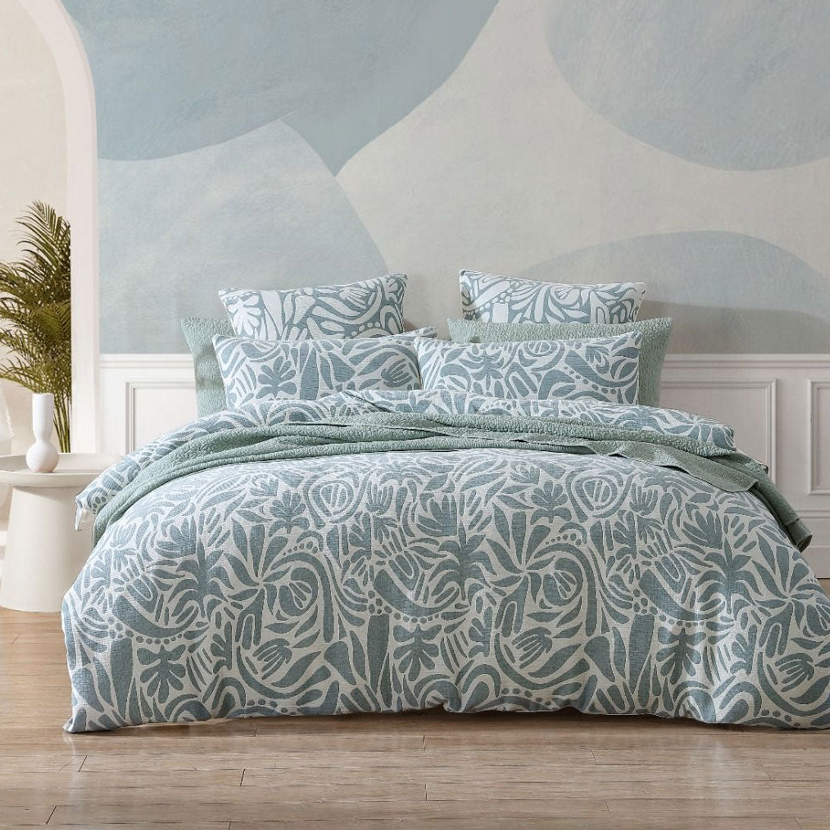 Platinum Collection Haven Surf Polyester Cotton Jacquard Quilt Cover Set King