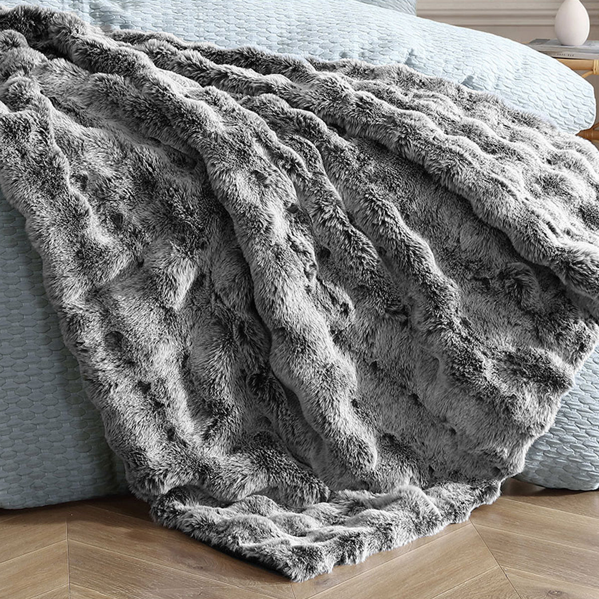 Platinum Collection Rabbit Fur Super Soft Throw Rug 127 x 152cm