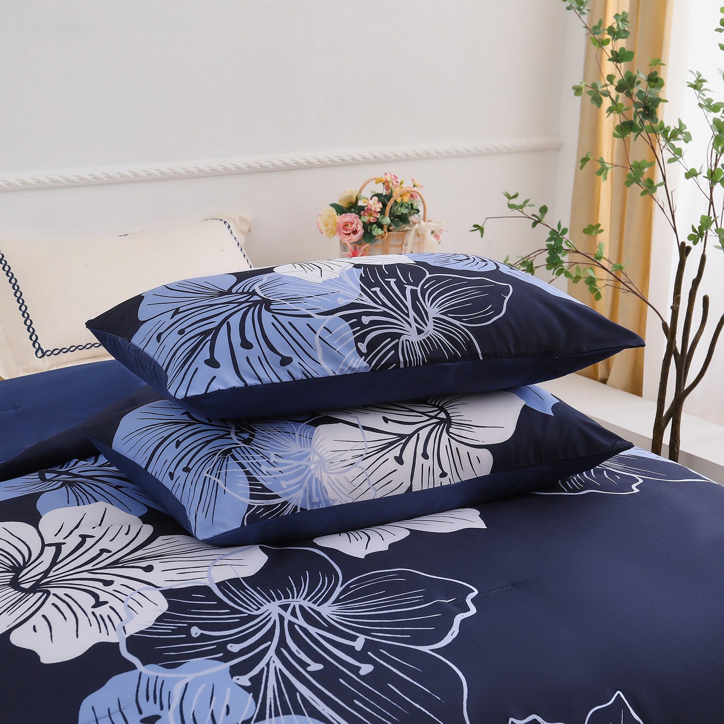 King Comforter Set, Navy Blue Floral 3-Piece Bedding, Soft Microfiber for All Seasons