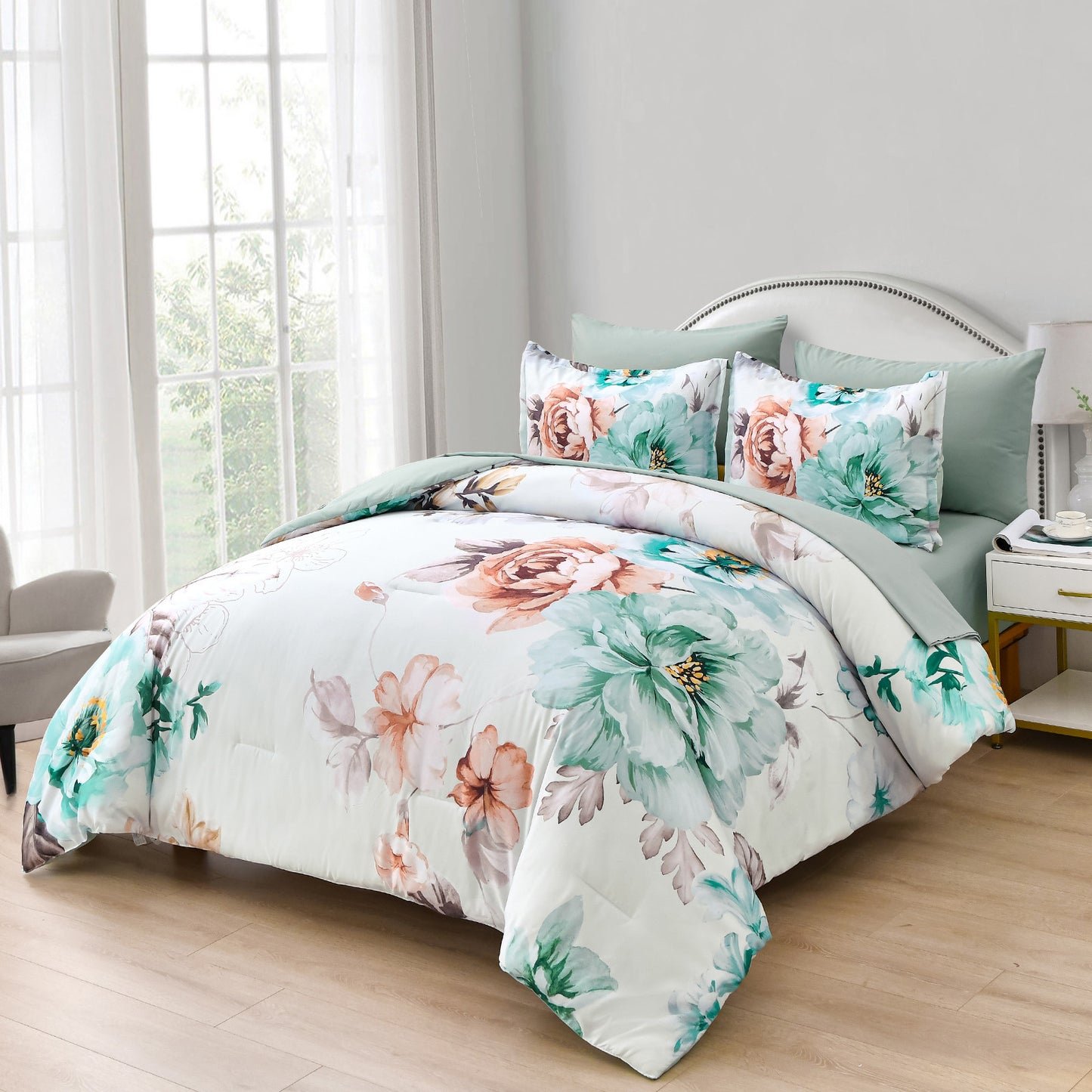 Warm Floral Comforter Set, King Size, Cozy Quilted Bedding with Pillowcases