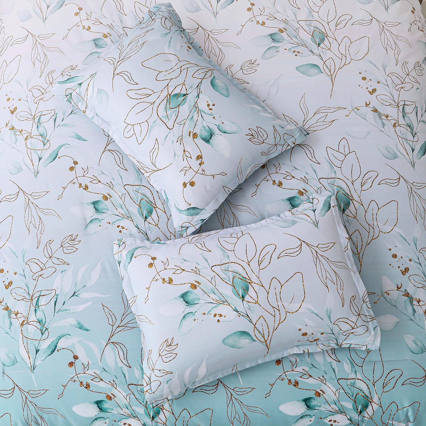 Soft Floral Leaf Comforter Set, King Size, Quilted Cozy Bedding with Pillowcases