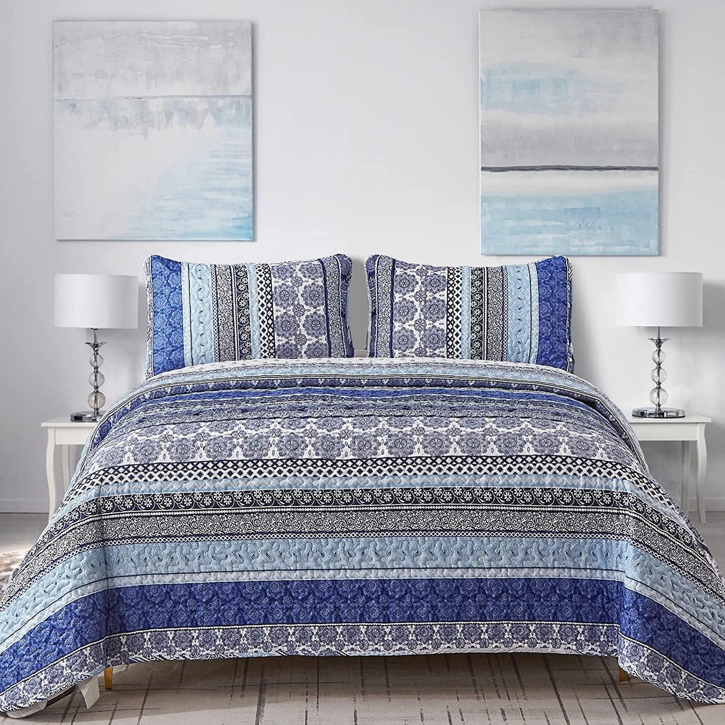 Sophisticated Quilted Coverlet and Pillowcases Set: A Timeless Addition - Queen size