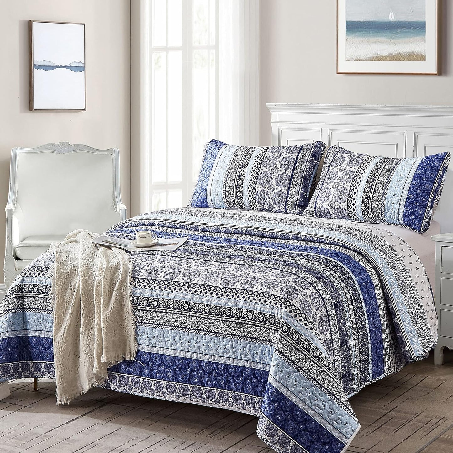 Sophisticated Quilted Coverlet and Pillowcases Set: A Timeless Addition - Queen size