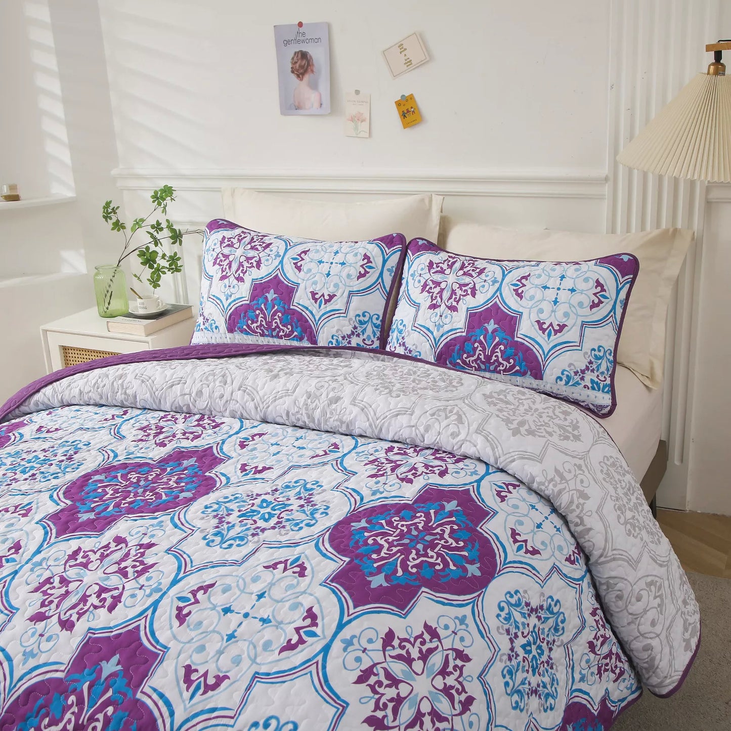 Handsome Quilted Bedspread and Pillowcases Set: Strong, Sturdy, and Stylish - Queen size