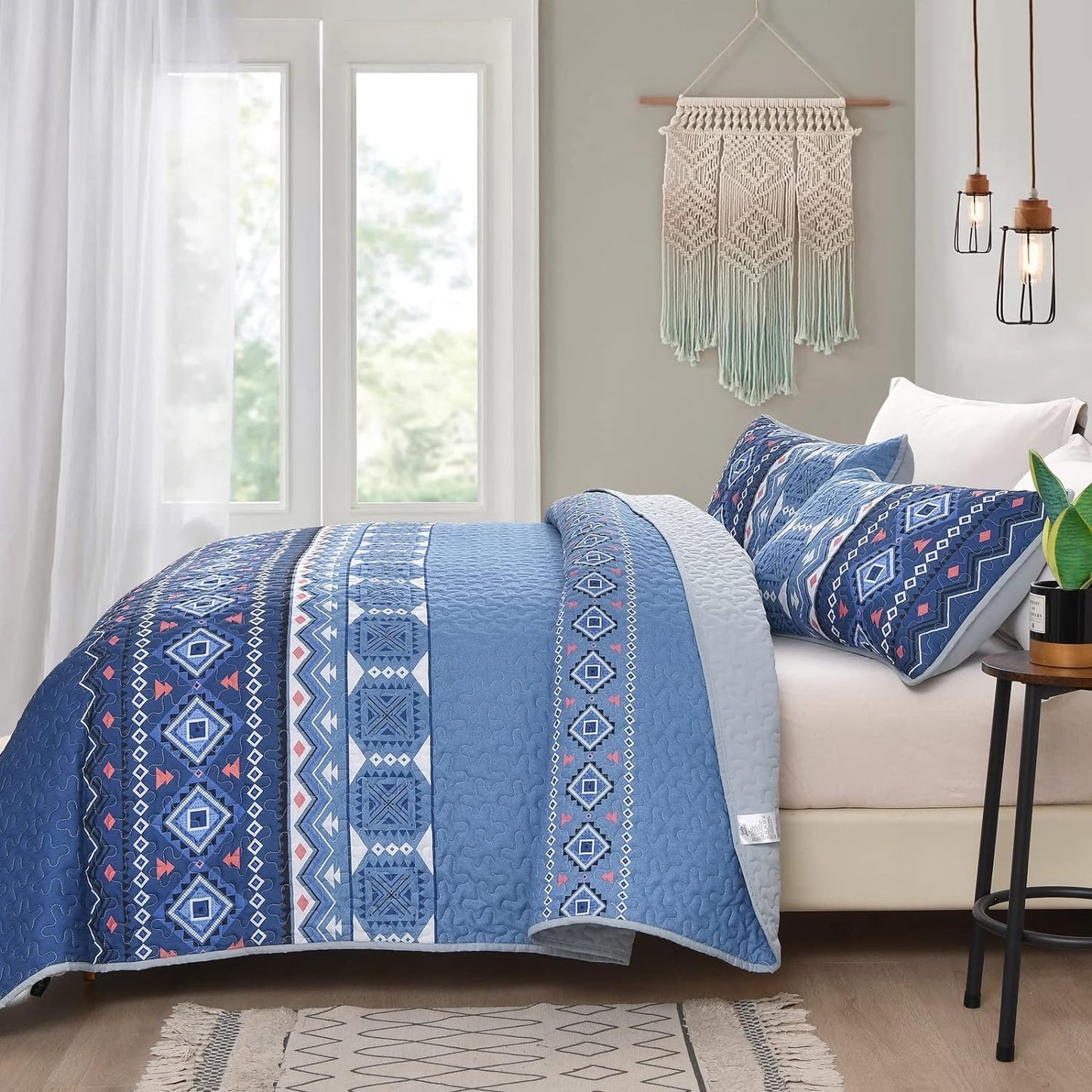 Quilted Bedspread & Pillowcases Set - Nature Lover's Inspired by the Outdoors - Queen