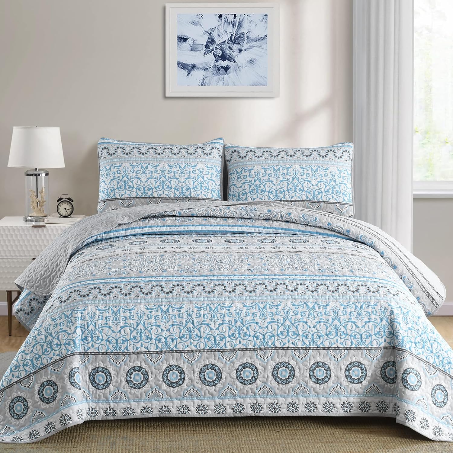 Joyful Quilted coverlet and pillowcovers set: Brighten Up Your Bedroom - Queen size