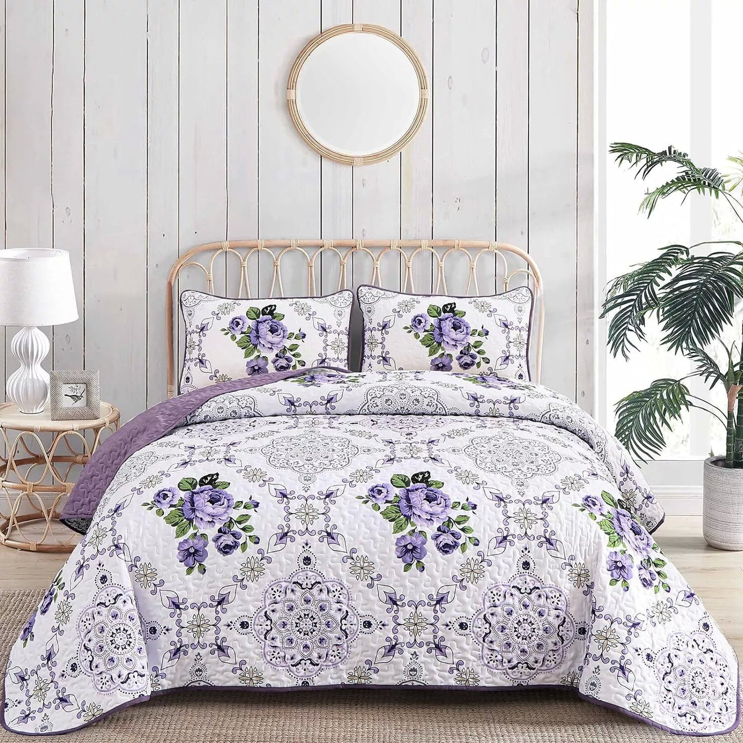 Kaleidoscopic Quilted coverlet and pillowcovers set: Burst of Colors - Queen size