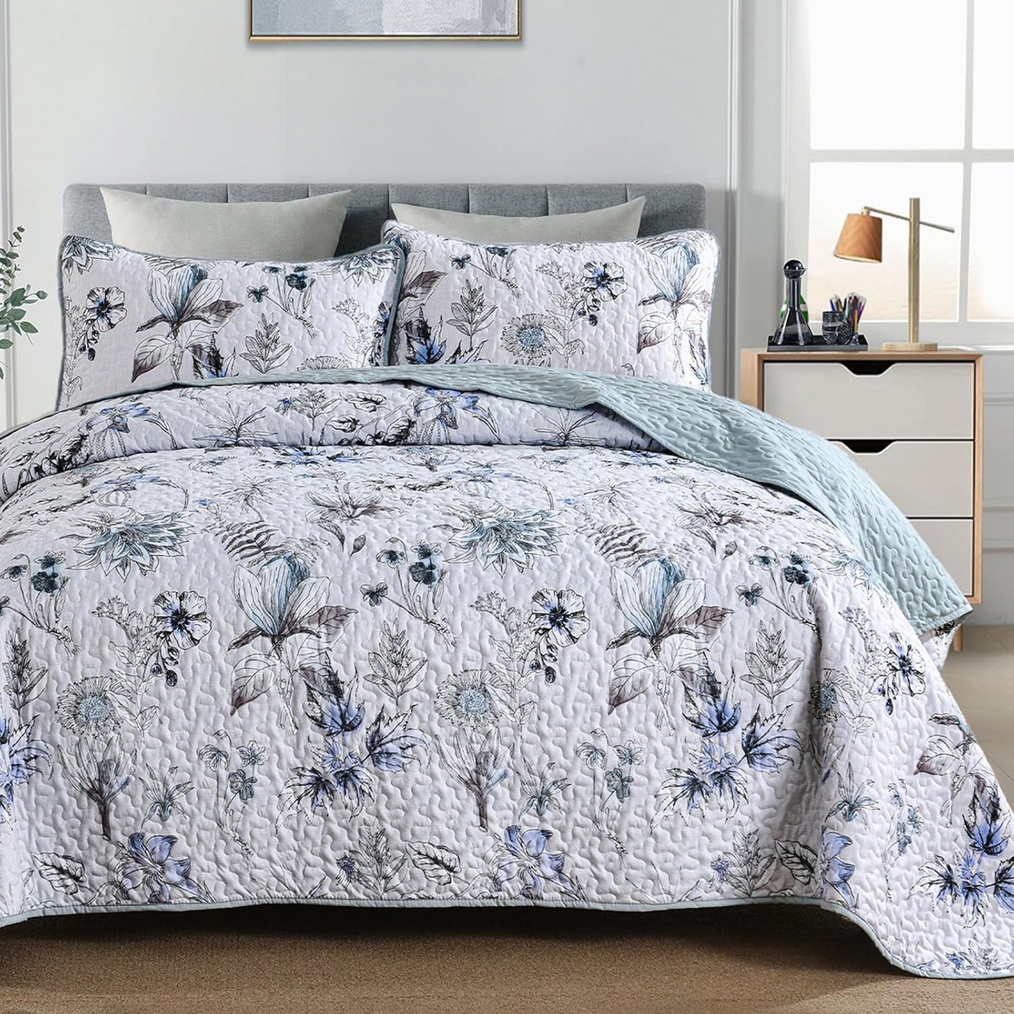 Yearning Quilted coverlet and pillowcovers set: For a Better Night's Sleep - Queen size